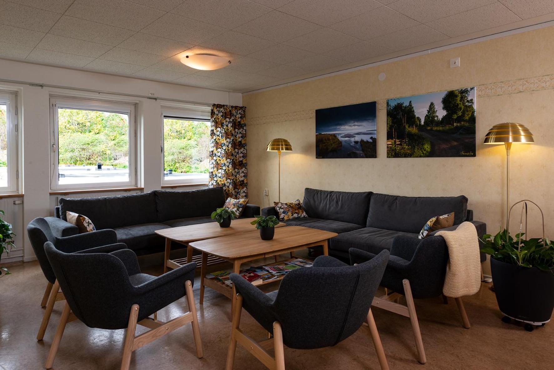 Logi Tuppen, Vandrarhem - Oskarshamns Folkhoegskola Bagian luar foto